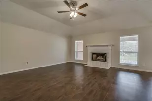 2460 Pebblebrook Cir, Conroe, TX 77384 - Photo 7