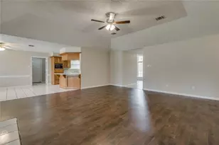 2460 Pebblebrook Cir, Conroe, TX 77384 - Photo 9