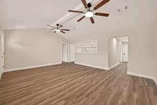 5401 Bayou Dr, Dickinson, TX 77539 - Photo 5