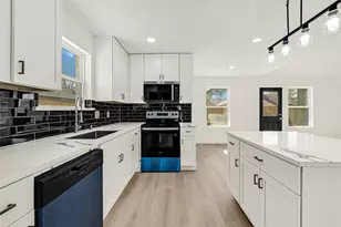 3902 Cedar Gardens Dr, Houston, TX 77082 - Photo 7