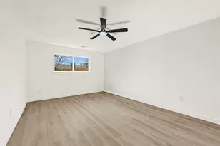 3902 Cedar Gardens Dr, Houston, TX 77082 - Photo 9