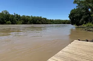 141 W Lakeside Dr, Huntsville, TX 77320 - Photo 9