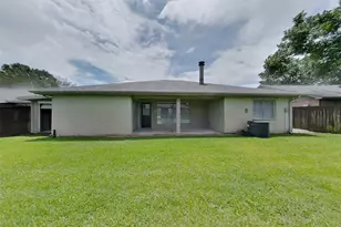 14831 Waterside Dr, Houston, TX 77015 - Photo 17