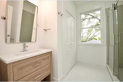 702 Azaleadell Dr, Houston, TX 77018 - Photo 43