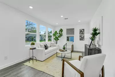 110 Harris Court, Houston, TX 77009 - Photo 11