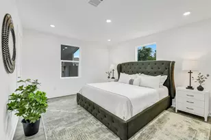 110 Harris Ct, Houston, TX 77009 - Photo 17