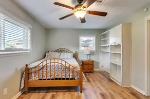 314 Coke Ln, Alvin, TX 77511 - Photo 23