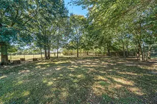 5112 E Settlers Bend, Montgomery, TX 77316 - Photo 35