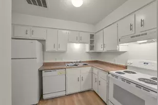 1917 Augusta Dr, Houston, TX 77057 - Photo 3