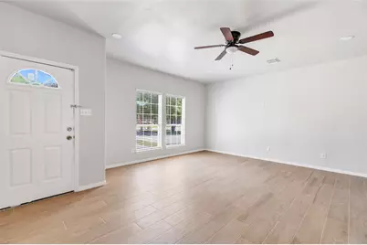 10445 Wicklowe Street #1, Houston, TX 77016 - Photo 11