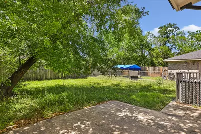 10445 Wicklowe Street #1, Houston, TX 77016 - Photo 7
