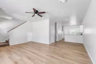 10445 Wicklowe St, Houston, TX 77016 - Photo 31