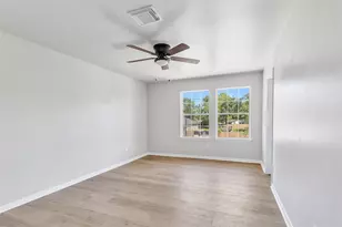 10445 Wicklowe St, Houston, TX 77016 - Photo 43