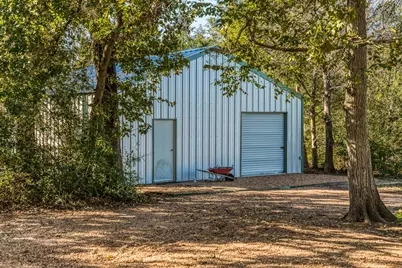 20984 Fm 1094, New Ulm, TX 78950 - Photo 43