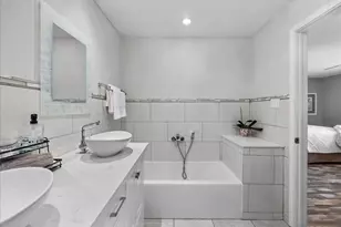 218 Barracuda St, Bayou Vista, TX 77563 - Photo 19