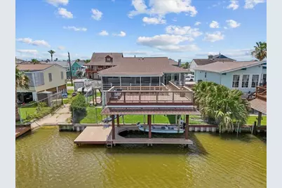 218 Barracuda Street, Bayou Vista, TX 77563 - Photo 1