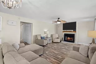 218 Barracuda St, Bayou Vista, TX 77563 - Photo 13