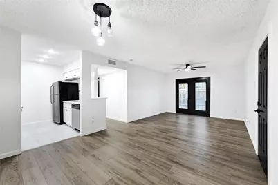 12040 Mighty Oak Drive, Houston, TX 77066 - Photo 3