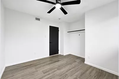 12040 Mighty Oak Drive, Houston, TX 77066 - Photo 23