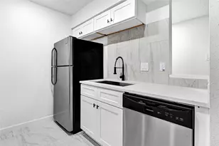 12040 Mighty Oak Dr, Houston, TX 77066 - Photo 15