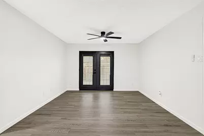 12040 Mighty Oak Drive, Houston, TX 77066 - Photo 7