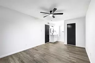 12040 Mighty Oak Dr, Houston, TX 77066 - Photo 29