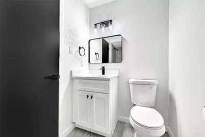 12040 Mighty Oak Drive, Houston, TX 77066 - Photo 19