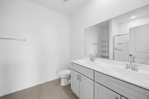 610 Amber Fls Dr, Montgomery, TX 77356 - Photo 13
