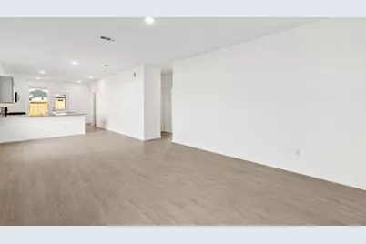 610 Amber Falls Drive, Montgomery, TX 77356 - Photo 9