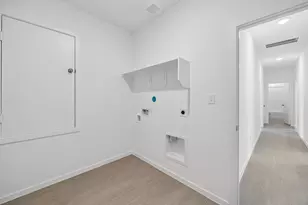 610 Amber Fls Dr, Montgomery, TX 77356 - Photo 29