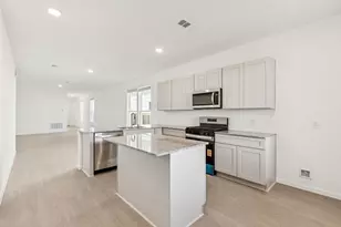 610 Amber Fls Dr, Montgomery, TX 77356 - Photo 13