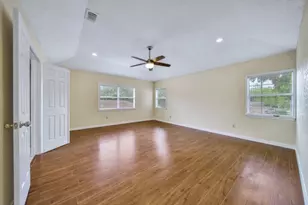 3006 Mesquite Dr, Sugar Land, TX 77479 - Photo 11