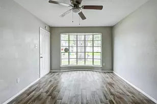 4969 E Ridge Creek Dr, Houston, TX 77053 - Photo 7
