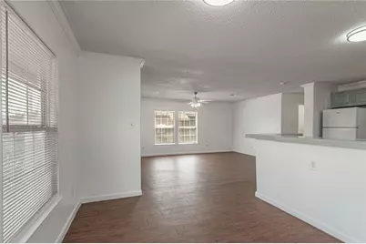 144 Varsity Drive, Huntsville, TX 77340 - Photo 9