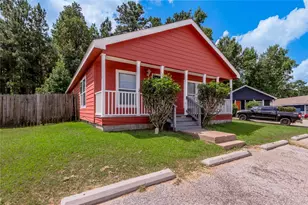 144 Varsity Dr, Huntsville, TX 77340 - Photo 3