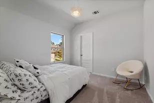 207 Ladner Ct, Willis, TX 77318 - Photo 35