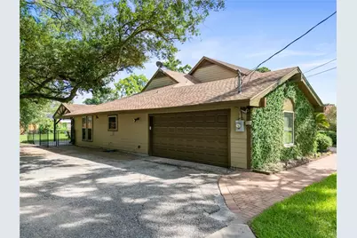 318 Lakeshore Drive, El Lago, TX 77586 - Photo 3