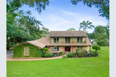 318 Lakeshore Drive, El Lago, TX 77586 - Photo 1