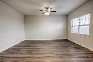 1419 Avenue N, Huntsville, TX 77340 - Photo 5