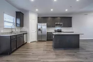 1419 Avenue N, Huntsville, TX 77340 - Photo 9