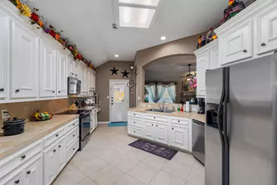 3721 Poets Court, Montgomery, TX 77356 - Photo 9