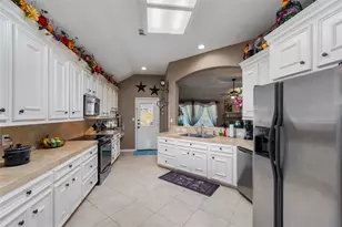 3721 Poets Ct, Montgomery, TX 77356 - Photo 9