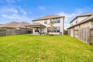 2817 Sellers Island Dr, League City, TX 77573 - Photo 5