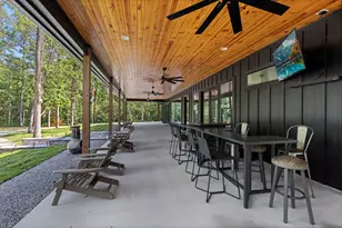 17131 Carrol Ln, Willis, TX 77378 - Photo 5