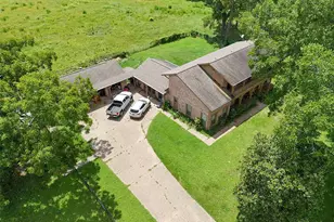 6605 Spring Branch Rd, Montgomery, TX 77316 - Photo 9