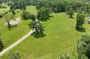 6605 Spring Branch Rd, Montgomery, TX 77316 - Photo 3