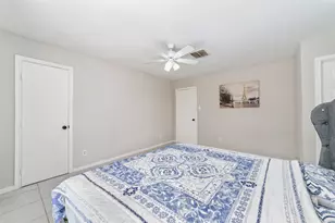 7821 Fuqua St, Houston, TX 77075 - Photo 13