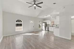 16872 Kempwood, Montgomery, TX 77316 - Photo 5