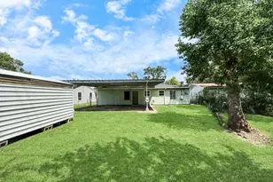 5202 Pensdale St, Houston, TX 77033 - Photo 29