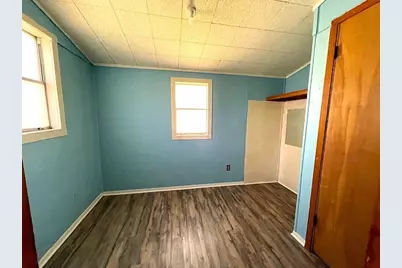 6211 Gresham Street, Wallis, TX 77485 - Photo 7